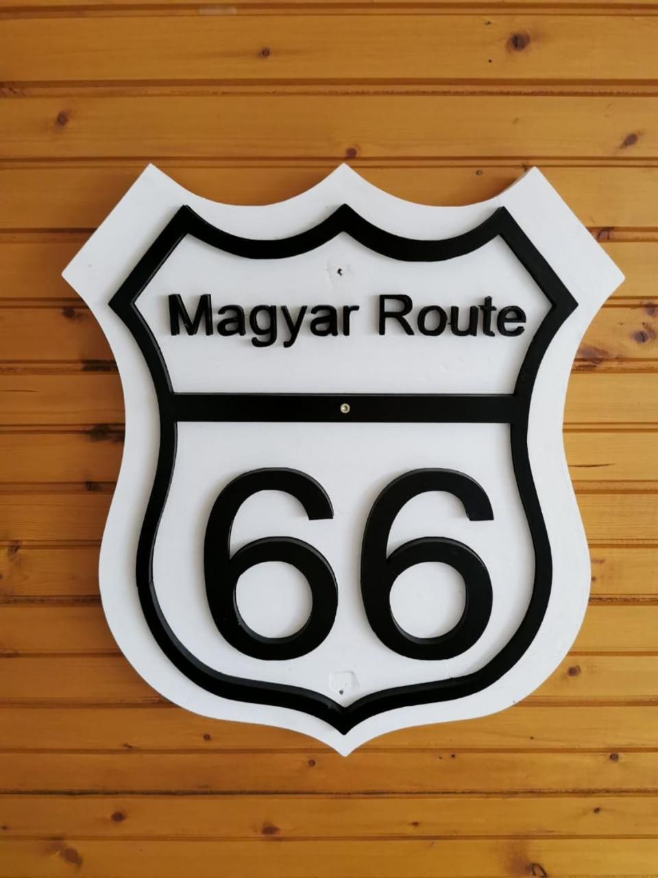 Guest House Magyar Route 66 Szilvásvárad الغرفة الصورة